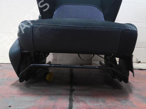 Right front seat CITROËN C3 II (SC_) 1.2 VTi 82 | BP33322608C16  - Image 6