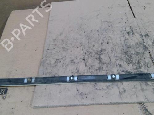 door-moulding-trim-bmw-3-convertible-e46-2000-2001-2002-2003-2004-2005-2006-2007-32041942 main image