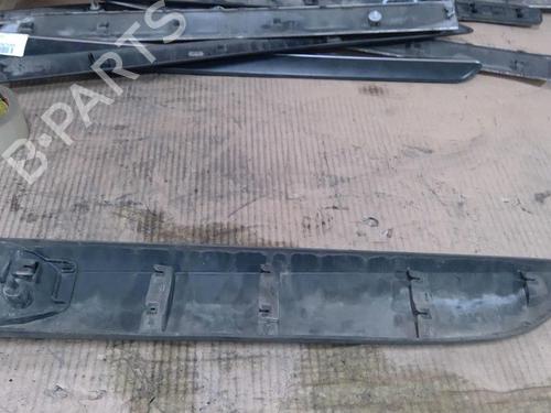 door-moulding-trim-renault-megane-iii-hatchback-bz01_-b3_-2008-27637527 main image