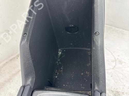 Mittelkonsole VW TIGUAN (CT1) 1.5 eTSI | BP38726335I22 - Image 3
