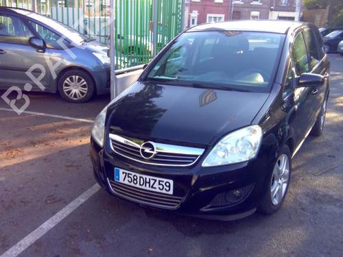Left mirror OPEL ZAFIRA / ZAFIRA FAMILY B (A05) 1.9 CDTI (M75) | BP22000598C26 