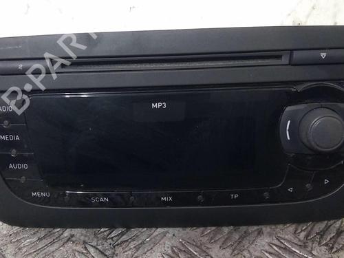 Used Radio Radio SEAT IBIZA IV (6J5, 6P1) 1.2 TDI (75 hp) 21812242 21812242