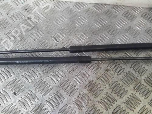 Used Tailgate lift support Tailgate lift support RENAULT CAPTUR II (HF_) Blue dCi 95 (HFAF) (95 hp) 20727447 20727447