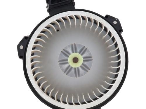 Used Heater blower motor TOYOTA YARIS (_P13_) 1.0 (KSP130_, KSP130) (69 hp) 22749026