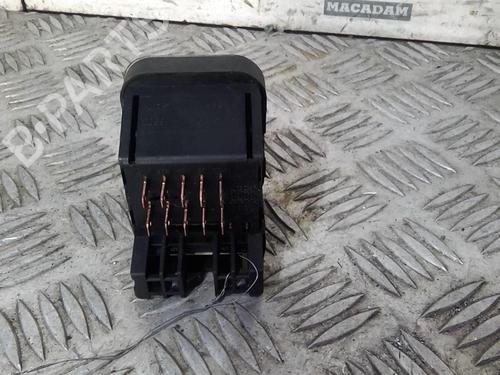 Used Headlight switch OPEL TIGRA (S93) 1.4 16V (F07) (90 hp) 21817590