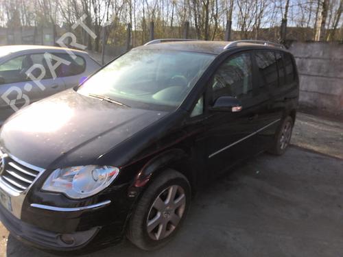 Left taillight VW TOURAN (1T1, 1T2) 2.0 TDI 16V | BP20366944C34 
