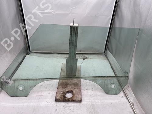 Used Front right door window Front right door window 38002254 38002254