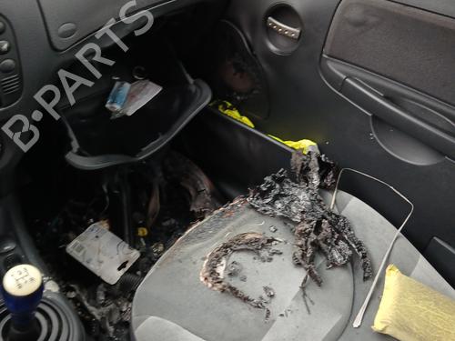 Fuse box CITROËN C2 (JM_) 1.4 | BP32656822E1 