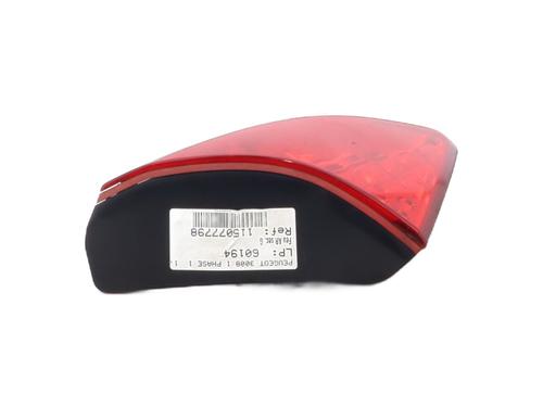Used Left tailgate light Left tailgate light PEUGEOT 3008 I MPV (0U_) 1.6 HDi (112 hp) 30555794 30555794