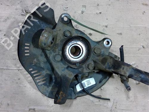 Fusée avant droite TOYOTA AURIS (_E15_) 1.4 D-4D (NDE150_, NDE150R) (90 hp) 32670610