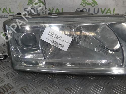 Used Right headlight SKODA OCTAVIA I (1U2) 1.9 TDI (90 hp) 22001706