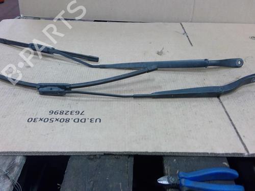 Used Front windshield wiper arm RENAULT MEGANE III Hatchback (BZ0/1_, B3_) 1.5 dCi (BZ09, BZ0D, BZ1W, BZ29, BZ14) (110 hp) 26183600