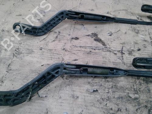 Front windshield wiper arm PEUGEOT 106 II (1A_, 1C_) 1.0 i | BP28212857C143 