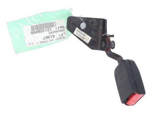 seat-buckle-peugeot-407-6d_-2004-2005-2006-2007-2008-2009-2010-2011-32456448 main image