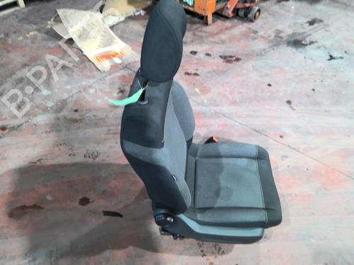 Left front seat CITROËN C3 III (SX) 1.2 PureTech 82 | BP23131410C15 - Image 2