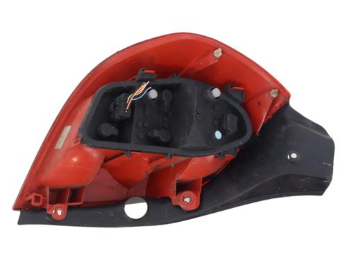 Used Right taillight Right taillight RENAULT CLIO III (BR0/1, CR0/1) 1.2 16V (BR0R, BR1D, BR1L, CR0R) (65 hp) 40613831 40613831