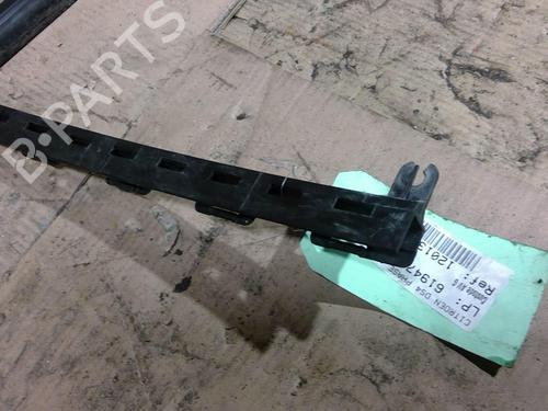 front-left-quarter-glass-citroen-ds4-nx_-2011-2012-2013-2014-2015-31997829 main image