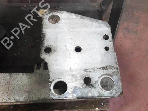 Used Front bumper reinforcement Front bumper reinforcement 20362351 20362351