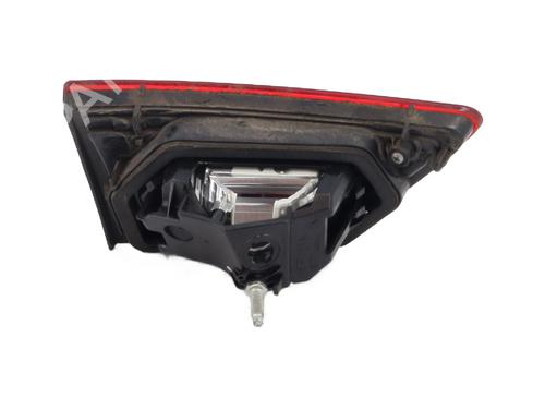 right-tailgate-light-renault-clio-iv-bh_-2012-2013-2014-2015-2016-2017-2018-2019-2020-2021-32383626 main image