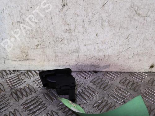 Used Left front window switch Left front window switch VW POLO V (6R1, 6C1) 1.2 (60 hp) 20358338 20358338