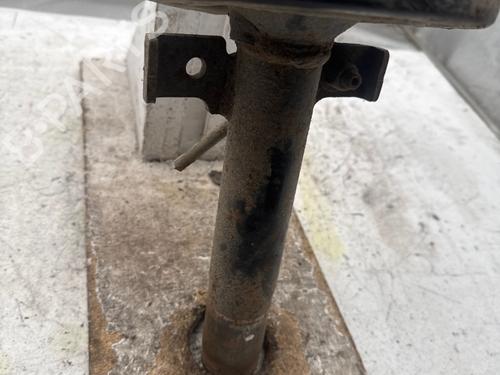 Used Left front shock absorber Left front shock absorber RENAULT MEGANE II (BM0/1_, CM0/1_) 2.0 dCi (BM1K, CM1K) (150 hp) 40440675 40440675