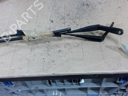 Used Front windshield wiper arm OPEL ASTRA H (A04) 1.6 (L48) (105 hp) 28026843