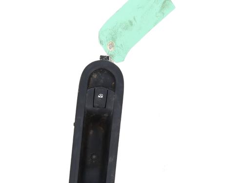 Used Right front window switch Right front window switch RENAULT CLIO III (BR0/1, CR0/1) 1.5 dCi (BR17, CR17) (86 hp) 25924302 25924302