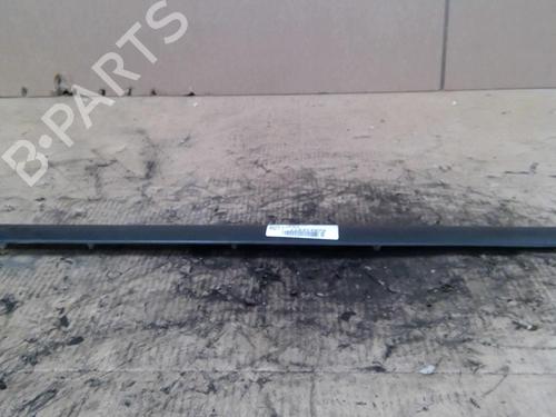 Used Door moulding trim PEUGEOT 3008 I MPV (0U_) 1.6 HDi (109 hp) 29318873