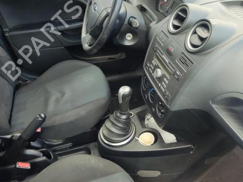Right headlight FORD FIESTA V (JH_, JD_) 1.4 TDCi | BP21087064C29 