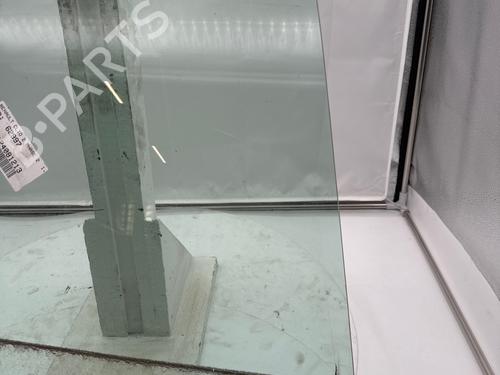 Dør rude højre bagtil Dør rude højre bagtil 34203261 34203261