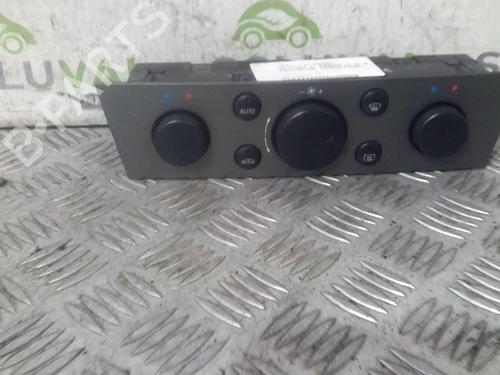 AC Styreenhet / Manøvreringsenhet OPEL VECTRA C (Z02) 2.2 DTI 16V (F69) | BP20363959I5 