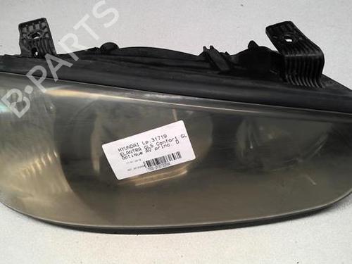 Right headlight HYUNDAI ELANTRA III Saloon (XD) 2.0 CRDi | BP22000953C29 