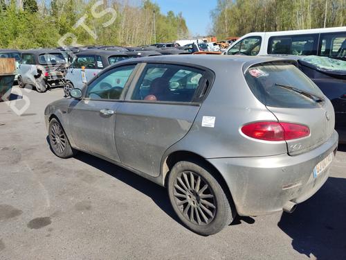 Left tailgate light ALFA ROMEO 147 (937_) 1.9 JTD (937.AXD1A, 937.BXD1A, 937.AXV1A, 937.BXB1A,... | BP25774336C79  - Image 23