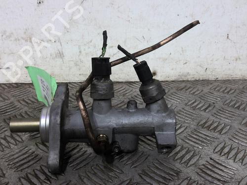 Used Brake master cylinder VOLVO XC90 I (275) D5 AWD (185 hp) 20365940