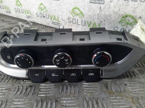 Used Climate control KIA RIO III (UB) 1.1 CRDi (75 hp) 22002739