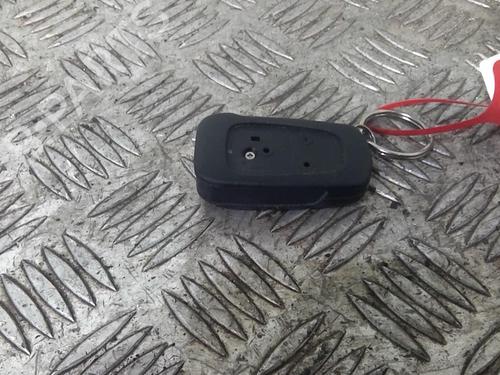 Used Ignition barrel Ignition barrel FORD KA (RU8) 1.3 TDCi (75 hp) 21798360 21798360