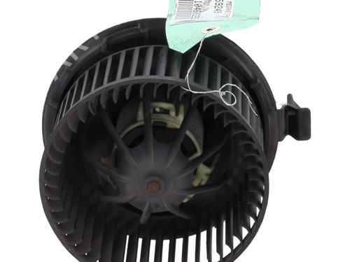 Used Heater blower motor RENAULT MEGANE II (BM0/1_, CM0/1_) 1.9 dCi (BM0G, CM0G) (120 hp) 25136966