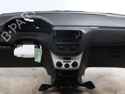 Used Dashboard PEUGEOT 208 I (CA_, CC_) 1.2 VTi 68 / PureTech 68 (68 hp) 22211500