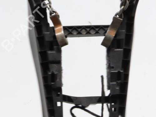 Used Middle console Middle console PEUGEOT 308 II (LB_, LP_, LW_, LH_, L3_) 1.2 THP 110 (110 hp) 31115302 31115302