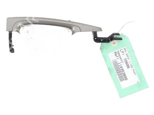 Used Front left exterior door handle BMW 1 (F20) 118 d (150 hp) 28160037