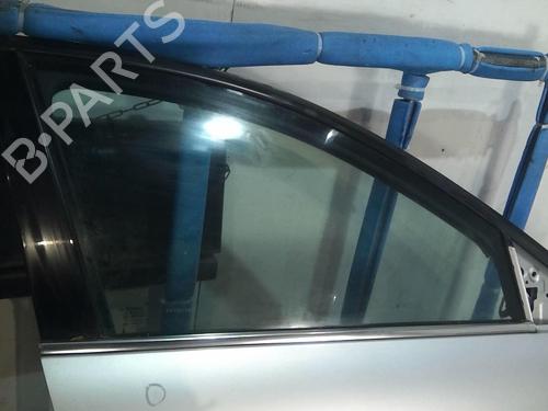 Used Right front door Right front door 22003318 22003318