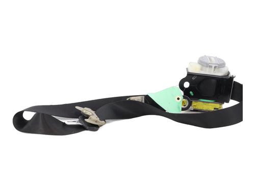 front-left-seatbelt-toyota-auris-_e15_-2006-2007-2008-2009-2010-2011-2012-2013-33328648 main image