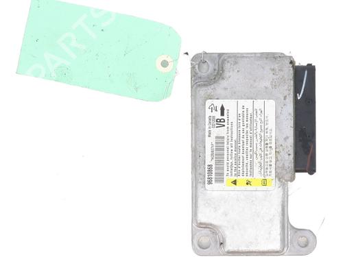 Used ECU airbags CHEVROLET CAPTIVA (C100, C140) 2.4 4WD (136 hp) 30446461