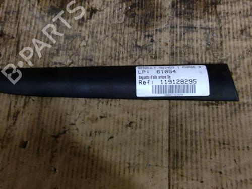 Annen RENAULT TWINGO I (C06_) 1.2 (C066, C068) (58 hp) 31704563
