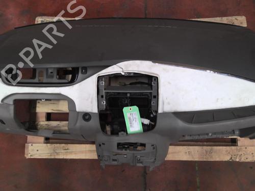 Instrumentbræt RENAULT ZOE (BFM_) ZOE (92 hp) 31838517