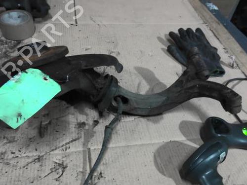Used Left front steering knuckle VW PASSAT B5.5 Variant (3B6) 1.9 TDI (130 hp) 29919719