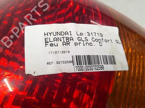 Right taillight HYUNDAI ELANTRA III Saloon (XD) 2.0 CRDi | BP22000951C35 