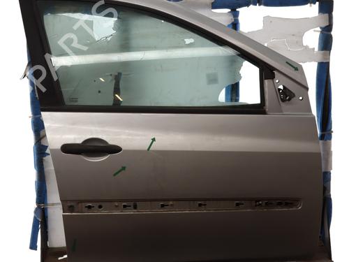 Used Right front door RENAULT CLIO III (BR0/1, CR0/1) 1.5 dCi (C/BR0G, C/BR1G) (68 hp) 22005049