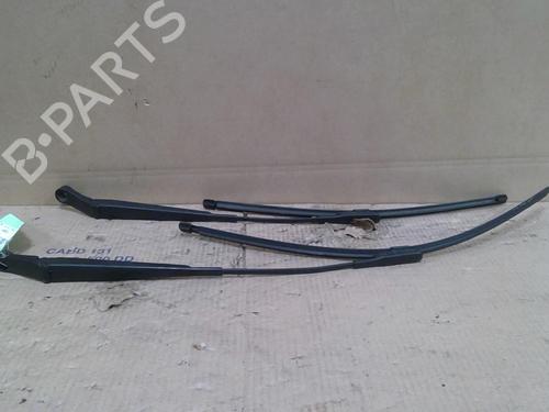 Used Front windshield wiper arm OPEL ZAFIRA / ZAFIRA FAMILY B (A05) 1.9 CDTI (M75) (100 hp) 29607358
