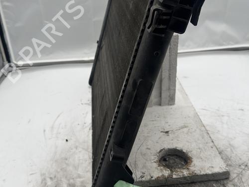 Used Water radiator Water radiator RENAULT CLIO II (BB_, CB_) 1.6 16V (BB01, BB0H, BB0T, BB14, BB1D, BB1R, BB2KL, BB3G... (107 hp) 33836853 33836853